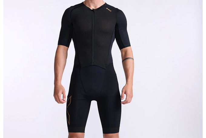 2XU Light SPEED Sleeved トライスーツ Black | トライアスロンのこと