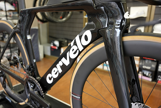 Cervelo P5 FIVEBLACK シマノULTEGURA Di2 完成車 ¥1,848,000