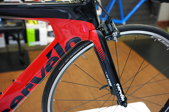 58%OFF!】 Cervelo サーベロ P3 ブラック レッド サイズ54 フレームセット fucoa.cl