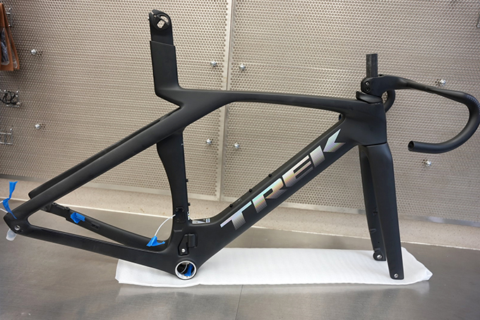 TREK MADONE SLR7 GEN7 フレームセット | トライアスロンのことなら 