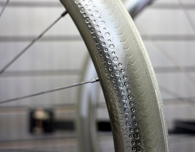 ZIPP 303 Firecrest チューブラー リムブレーキ